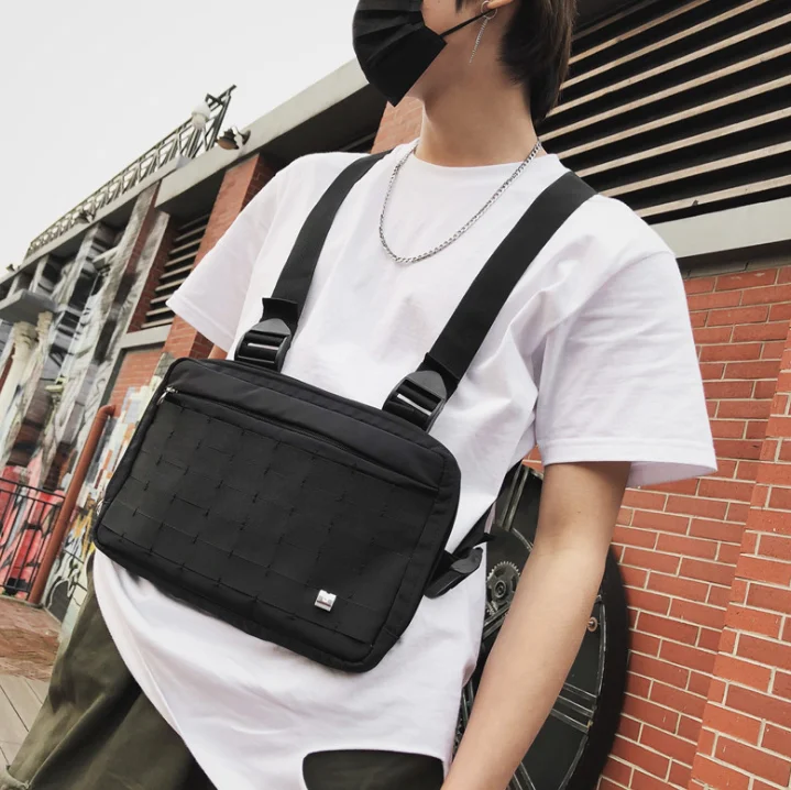 Men chest rig hip hop streetwear functional chest bag cross shoulder bag Adjustable Tactical Streetwear Bags Kanye Waist Packs 
Men chest rig hip hop streetwear functional chest bag cross shoulder bag Adjustable Tactical Streetwear Bags Kanye Waist Packs