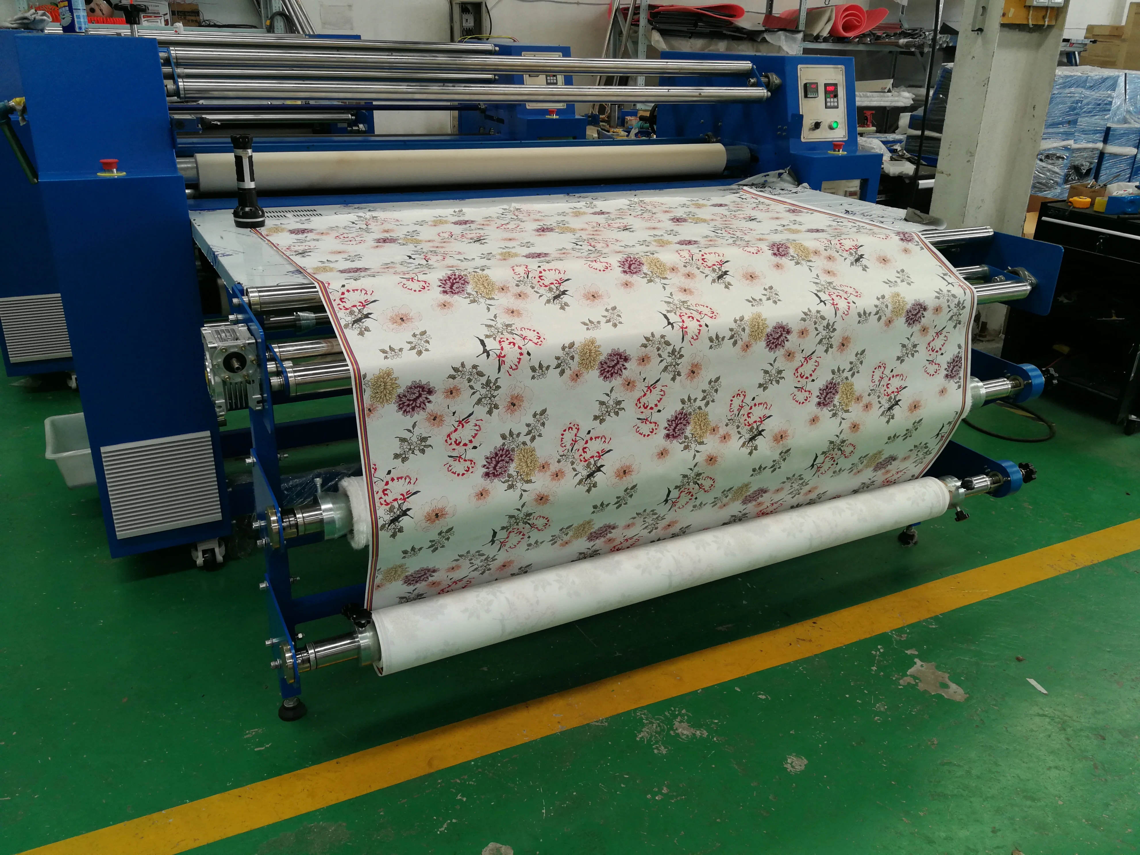 Hot selling Large format with1700mm cotton fabric digital printing machine/heat press machine sublimation
Hot selling Large format with1700mm cotton fabric digital printing machine/heat press machine sublimation
