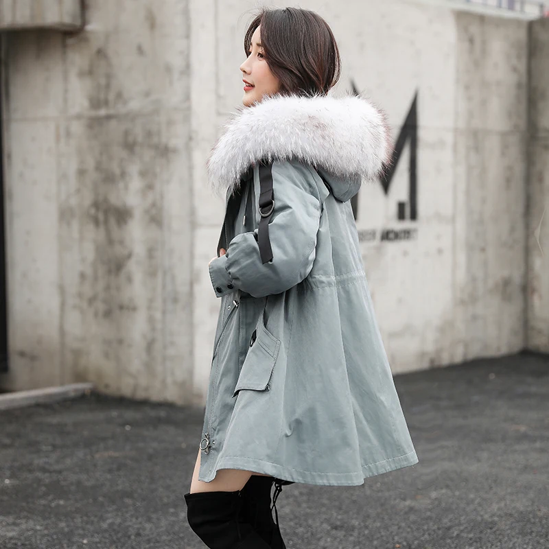 Real Rabbit Fur Liner Parka Winter Coat Women Windbreaker Womens Clothing Abrigos Mujer Invierno 2020 FX551 YY813
Real Rabbit Fur Liner Parka Winter Coat Women Windbreaker Womens Clothing Abrigos Mujer Invierno 2020 FX551 YY813