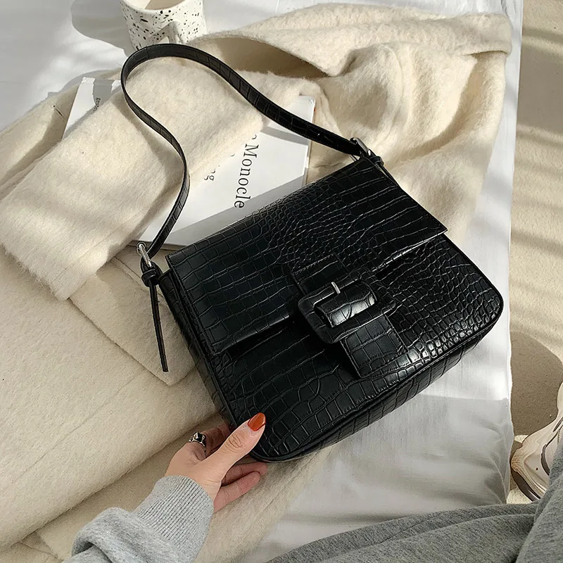 Stone pattern shoulder bag ladies casual handbag 2020 winter new female bag fashion lady bag mobile phone bag wallet
Stone pattern shoulder bag ladies casual handbag 2020 winter new female bag fashion lady bag mobile phone bag wallet