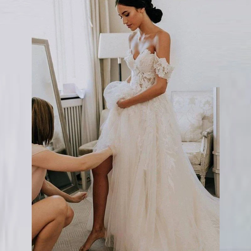 Charming Summer Boho Side Split Wedding Dresses for Bride Lace Sweetheart Backless Bridal Wedding Gowns Off Shoulder Sleeves
Charming Summer Boho Side Split Wedding Dresses for Bride Lace Sweetheart Backless Bridal Wedding Gowns Off Shoulder Sleeves