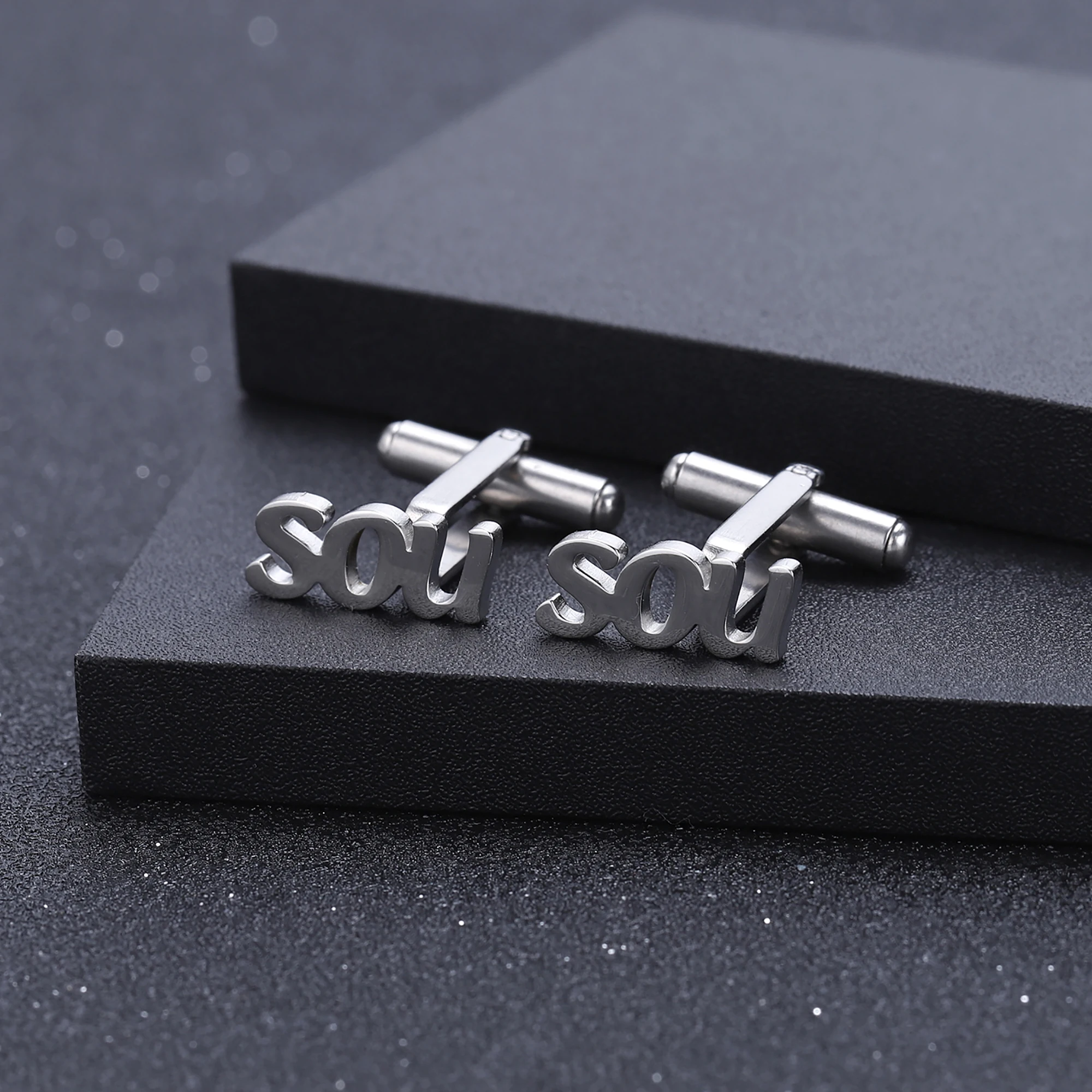 Customized 925 silver Cufflinks Memorial Gift Personalized Mens Shirt Cuff Buttons Engraved Name Cufflink For Father Boyfriend
Customized 925 silver Cufflinks Memorial Gift Personalized Mens Shirt Cuff Buttons Engraved Name Cufflink For Father Boyfriend