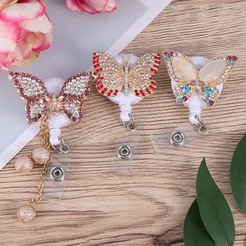 3pcs Badge Holder Rhinestone Butterfly Sparkling Badge Holder Clamp Name Tags ID Cards Clip with White Straps for Nurse
3pcs Badge Holder Rhinestone Butterfly Sparkling Badge Holder Clamp Name Tags ID Cards Clip with White Straps for Nurse