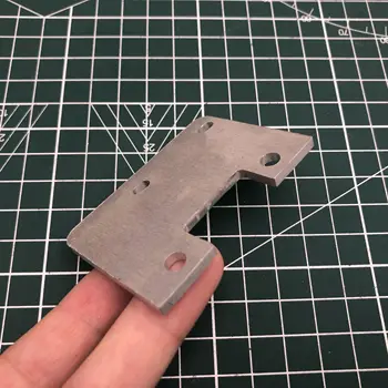 1pcs Creality CR-10 Ender 3 Direct Drive Adapter
1pcs Creality CR-10 Ender 3 Direct Drive Adapter