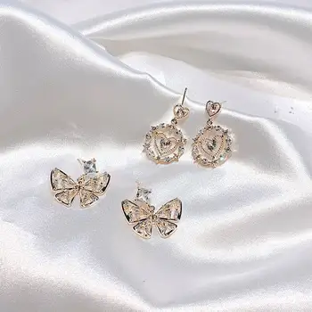Simple Micro Pave Zircon Delicate Earrings 2020 New Fashion Jewelry Circle Heart Butterfly Top Design Earings Bijoux Lady Gifts
Simple Micro Pave Zircon Delicate Earrings 2020 New Fashion Jewelry Circle Heart Butterfly Top Design Earings Bijoux Lady Gifts
