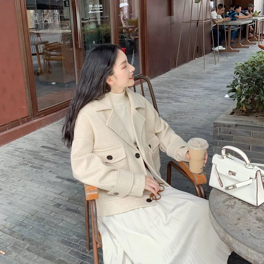 Photo Shoot Main Push Off-white Plaid Loose-Fit Padded Suit Collar Single Breasted Wool Woolen Overcoat Ol Short Jacket Women's
Photo Shoot Main Push Off-white Plaid Loose-Fit Padded Suit Collar Single Breasted Wool Woolen Overcoat Ol Short Jacket Women's