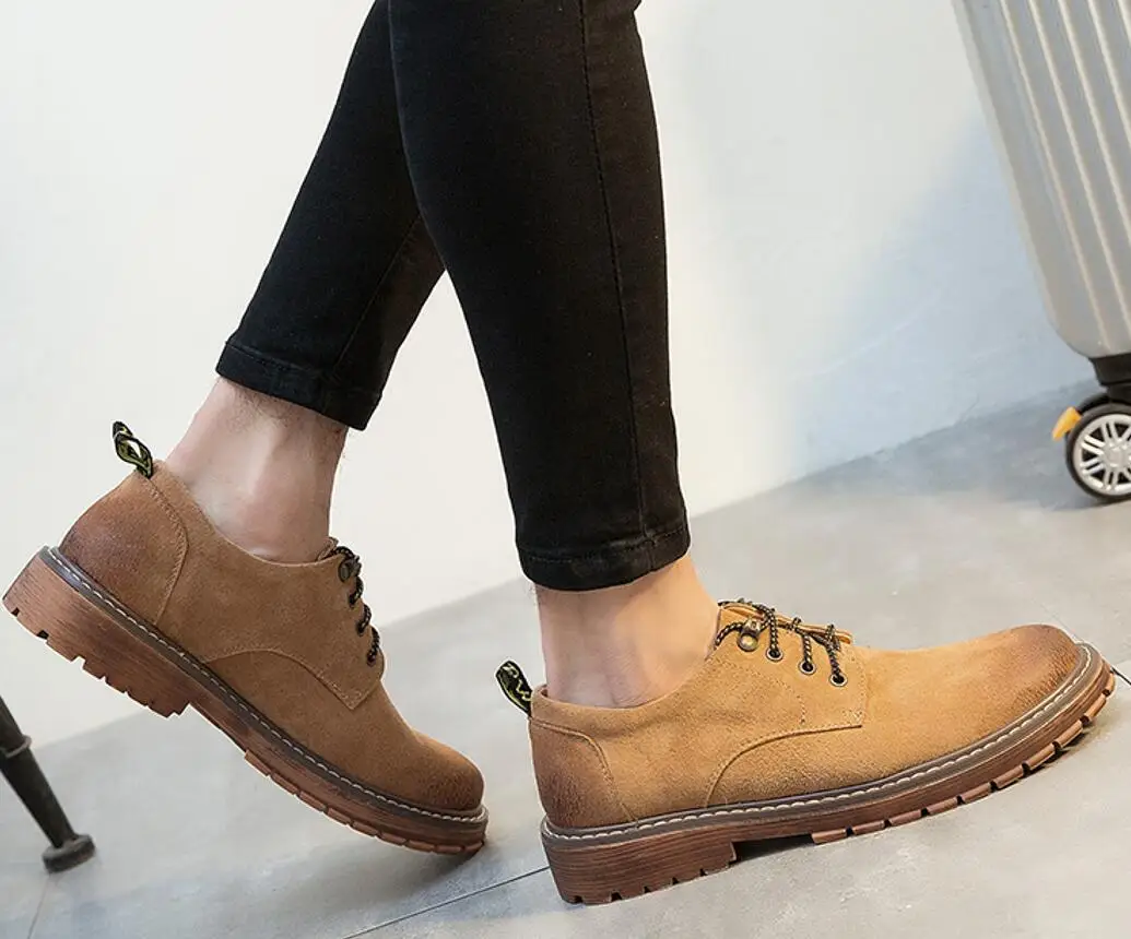 Spring And Summer Casual Leather Shoes Pigskin Bago Rub Color Trend Low Top Boots Lace-up Men Work Shoes England Casual Short Bo
Spring And Summer Casual Leather Shoes Pigskin Bago Rub Color Trend Low Top Boots Lace-up Men Work Shoes England Casual Short Bo