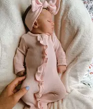 2022 Spring Baby Girls Outfits Clothes Set Zipper Waffle Ruffle Romper with Headband for Newborn Boys Girls Sleepwear Costume
2022 Spring Baby Girls Outfits Clothes Set Zipper Waffle Ruffle Romper with Headband for Newborn Boys Girls Sleepwear Costume