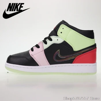Nike Air Jordan 1 Mid Glow In Dark Women's Breathable Basketball Shoes Sports Sneakers Eur Size36-39 AV5174-076 36-40
Nike Air Jordan 1 Mid Glow In Dark Women's Breathable Basketball Shoes Sports Sneakers Eur Size36-39 AV5174-076 36-40