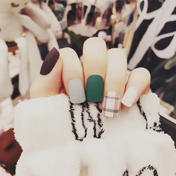 24pcs/box with 2g glue Short square Fake Matte Nails press on Frosted Diy Nail tips Wearable Green White Fake nails for girls
24pcs/box with 2g glue Short square Fake Matte Nails press on Frosted Diy Nail tips Wearable Green White Fake nails for girls