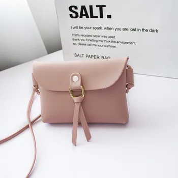 Fringed jelly Korean version of small square bag diagonal new spelling a lot of students mobile phone change women's bag
Fringed jelly Korean version of small square bag diagonal new spelling a lot of students mobile phone change women's bag