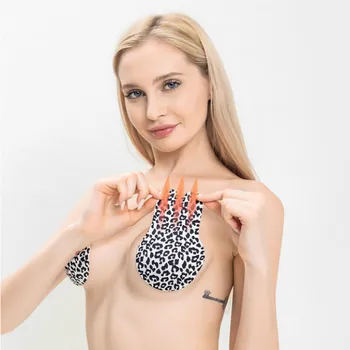 1 pair New Cute Rabbit Ear Leopard Pattern Chest paste Lifting Breathable Bio-Silicone Nipple Cover Anti-Sagging Chest Stickers
1 pair New Cute Rabbit Ear Leopard Pattern Chest paste Lifting Breathable Bio-Silicone Nipple Cover Anti-Sagging Chest Stickers