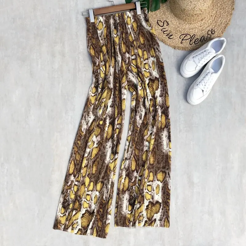 Women Pleated Wide Leg Pants Pleated Loose Fit High Waist Serpentine Print Casual Long Pants Fashion Snake Full Length Trousers
Women Pleated Wide Leg Pants Pleated Loose Fit High Waist Serpentine Print Casual Long Pants Fashion Snake Full Length Trousers