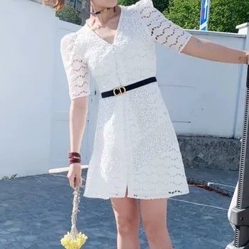 New Fashion V-neck Lady Mini Dress 2020 Summer Black White Lace Embroideried Hollow Out Short Sleeve High Waist Single-breasted
New Fashion V-neck Lady Mini Dress 2020 Summer Black White Lace Embroideried Hollow Out Short Sleeve High Waist Single-breasted