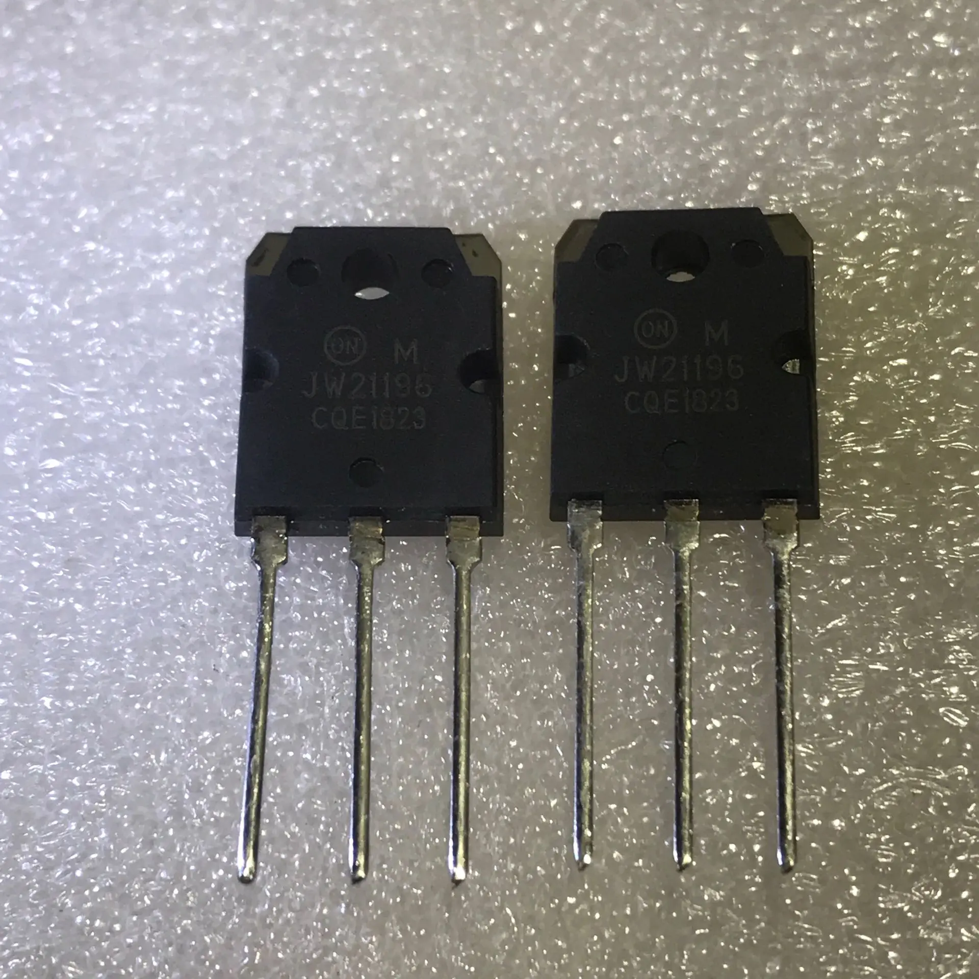 Free shipping 10pcs/lot MJW21196 TO-3P new 
Free shipping 10pcs/lot MJW21196 TO-3P new