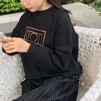 Women Hoodie Fall / Winter 2019 Sweatshirt Pullover Round Neck Loose Women's Sweatshirt 
Women Hoodie Fall / Winter 2019 Sweatshirt Pullover Round Neck Loose Women's Sweatshirt