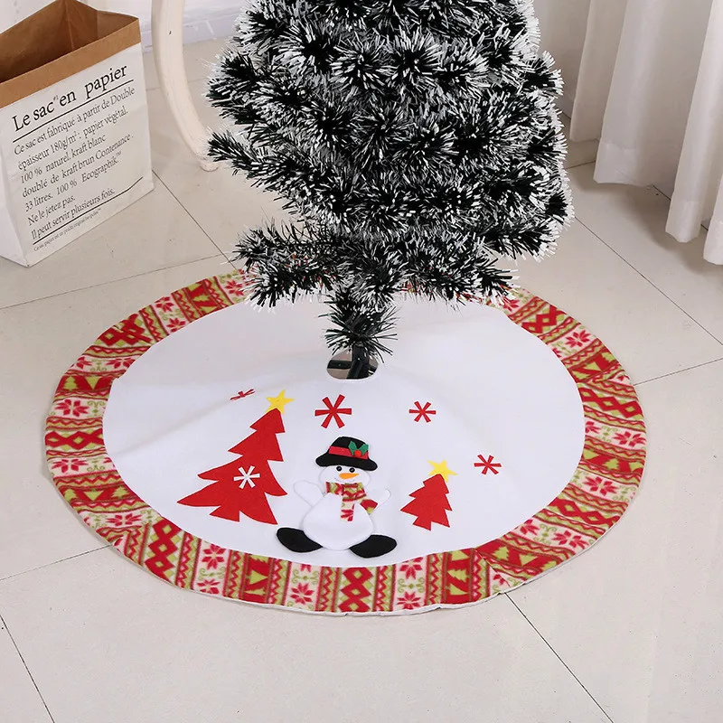 90CM Red and white Christmas Tree Skirt With Snowman Christmas Tree Carpet New Year Decoration Merry Christmas Rug Party Decor
90CM Red and white Christmas Tree Skirt With Snowman Christmas Tree Carpet New Year Decoration Merry Christmas Rug Party Decor