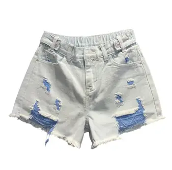 2020 new summer fashion wild buttons high waist straight hole denim shorts female plus size r716
2020 new summer fashion wild buttons high waist straight hole denim shorts female plus size r716