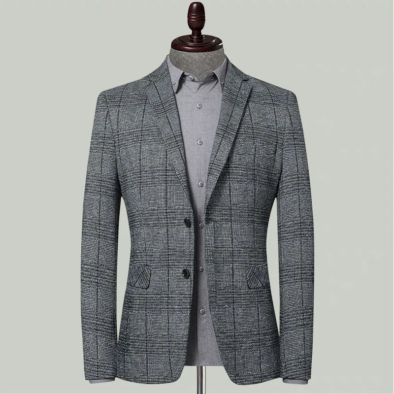 Autumn and winter new knitted elastic men's suit Korean version of the men's small suit business leisure suit man
Autumn and winter new knitted elastic men's suit Korean version of the men's small suit business leisure suit man