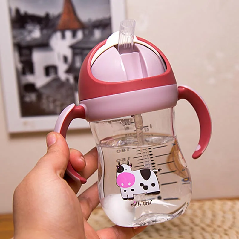 Shock-Resistant Baby Sippy Cups Kids Drinking Bottles 320ml Infant Children Learn Drinking Dual Handles Straw Juice Baby Feeding
Shock-Resistant Baby Sippy Cups Kids Drinking Bottles 320ml Infant Children Learn Drinking Dual Handles Straw Juice Baby Feeding