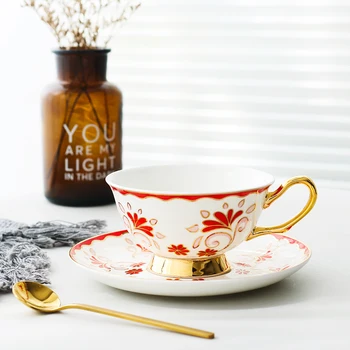 Bone China Tea Cup Set Ceramic European Kungfu High Quality Teacup Saucer Set Classic Luxury Vintage High Tea Taza Easter E6 
Bone China Tea Cup Set Ceramic European Kungfu High Quality Teacup Saucer Set Classic Luxury Vintage High Tea Taza Easter E6