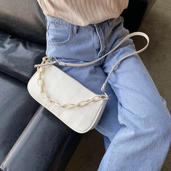 Fashion Women Elegant Armpit Bag 2020 New Summer Lady Handbag Leather Acrylic Chain Shoulder Bags Vintage Baguette Shape Bag Sac
Fashion Women Elegant Armpit Bag 2020 New Summer Lady Handbag Leather Acrylic Chain Shoulder Bags Vintage Baguette Shape Bag Sac