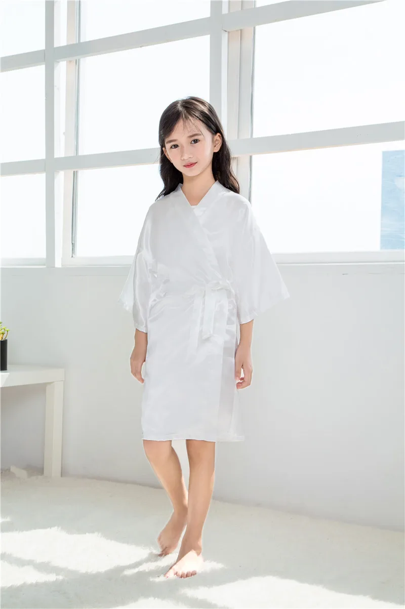Kids sleepwear Bathrobe Children Clothes Girls Solid nightwear Kimono Robes Bathrobe Sleepwear roupao infantil home wear kids Kids sleepwear Bathrobe Children Clothes Girls Solid nightwear Kimono Robes Bathrobe Sleepwear roupao infantil home wear kids