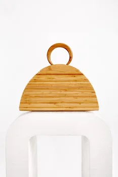 2020 New Style Seaside Wood Bamboo Half Moon Bag Beach Holiday Summer Pastoral Woven Clutch Retro Portable Handbag
2020 New Style Seaside Wood Bamboo Half Moon Bag Beach Holiday Summer Pastoral Woven Clutch Retro Portable Handbag