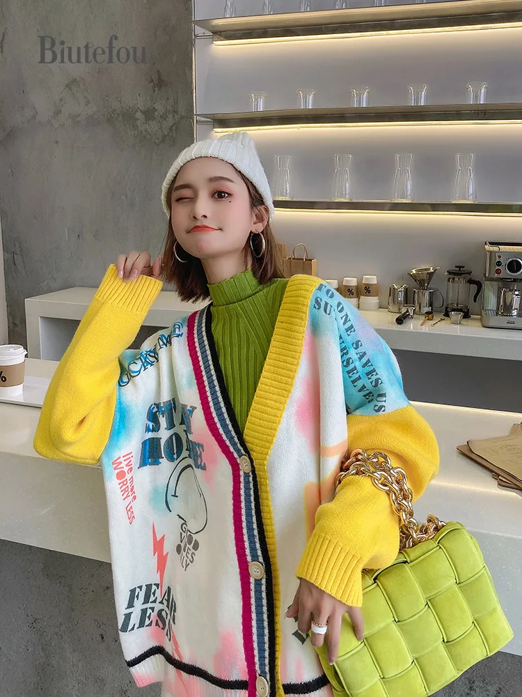 2020 Autumn and Winter Women Loose Dyeing Beading Thick Knitted Cardigan Sweater
2020 Autumn and Winter Women Loose Dyeing Beading Thick Knitted Cardigan Sweater