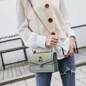 New crossbody bag ladies mini shoulder bag chain small square bag buckle ladies handbag and wallet evening clutch
New crossbody bag ladies mini shoulder bag chain small square bag buckle ladies handbag and wallet evening clutch