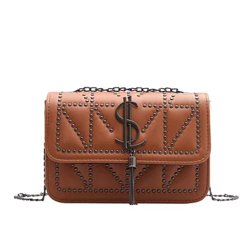 Famous Brand 2020 Rivet Tassel Shoulder Bags Women Messenger Bag Chain Vintange Ladies Crossbody Bags for Women
Famous Brand 2020 Rivet Tassel Shoulder Bags Women Messenger Bag Chain Vintange Ladies Crossbody Bags for Women
