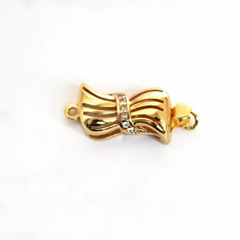 Copper Clasps 18K Gold plated DIY Pearls Jewelry Fittings Fastener Connector Clasps For DIY Gems Pearls Necklace Bracelet Clasp
Copper Clasps 18K Gold plated DIY Pearls Jewelry Fittings Fastener Connector Clasps For DIY Gems Pearls Necklace Bracelet Clasp