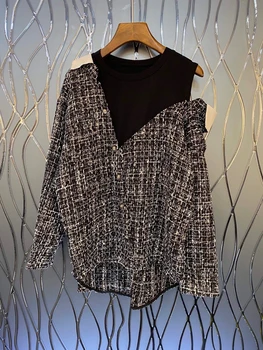 2020 autumn and winter new women's round neck color matching stitching one-shoulder strapless button wool long-sleeved shirt 101
2020 autumn and winter new women's round neck color matching stitching one-shoulder strapless button wool long-sleeved shirt 101