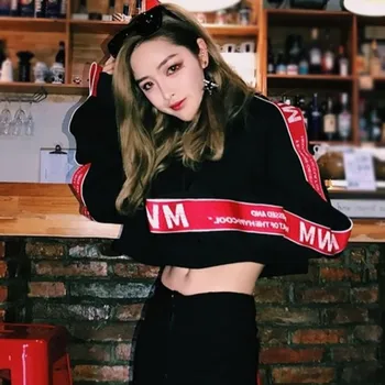 Pullover Sweatshirt Women With Streamer Cropped Hoodie Mujer Long Sleeve Autumn And Winter Fashion Vintage Top Blouse
Pullover Sweatshirt Women With Streamer Cropped Hoodie Mujer Long Sleeve Autumn And Winter Fashion Vintage Top Blouse