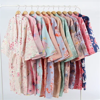 17Colors Cotton Woman Kimono Pajamas Yukata Japanese Style Floral Loose Long Sleepwear NightGown Cardigan Leisure Bathrobe
17Colors Cotton Woman Kimono Pajamas Yukata Japanese Style Floral Loose Long Sleepwear NightGown Cardigan Leisure Bathrobe