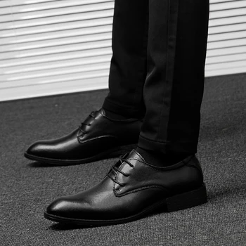 Men's genuine Leather Shoes oxfords British Business Soft summer autumn cow Leather Man lace up Dress wedding party Shoes
Men's genuine Leather Shoes oxfords British Business Soft summer autumn cow Leather Man lace up Dress wedding party Shoes