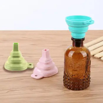3 Color Household Silicone Folding Heat Resistant Anti Splash Oil Water Liquid Dispensing Collapsible Funnel Kitchen Accessories
3 Color Household Silicone Folding Heat Resistant Anti Splash Oil Water Liquid Dispensing Collapsible Funnel Kitchen Accessories