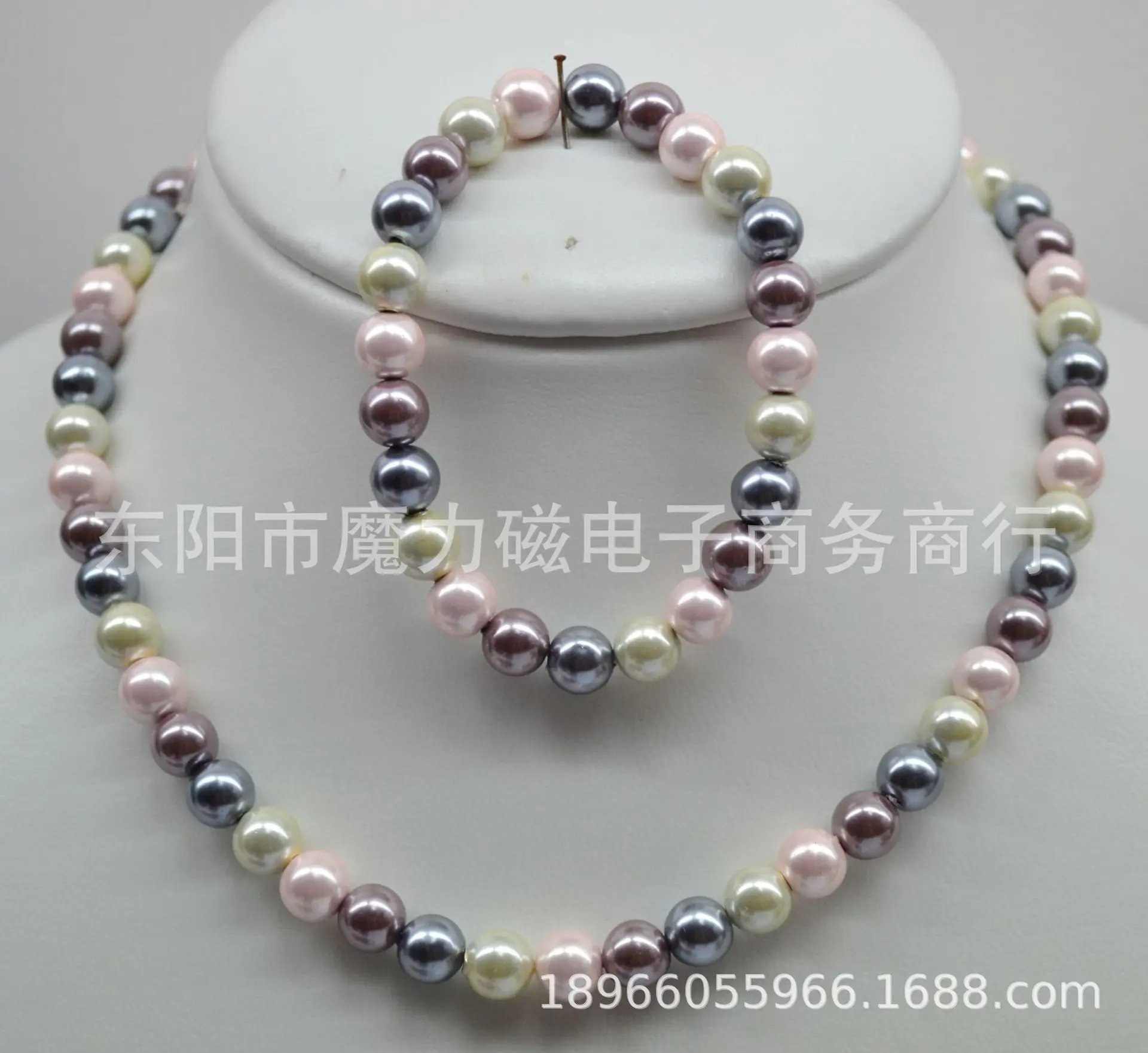 Magic Magnetic Magnetic Chain, Color hei dan ci Stone, Bead DIY Jewelry Accessories, ci xing zhu Station
Magic Magnetic Magnetic Chain, Color hei dan ci Stone, Bead DIY Jewelry Accessories, ci xing zhu Station