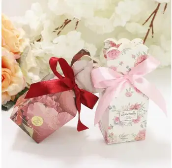 Triangular Pyramid Flower Style Wedding Favors Candy Boxes Packaging for Sweets Gift Box Packaging Chocolate Box Party Supplies
Triangular Pyramid Flower Style Wedding Favors Candy Boxes Packaging for Sweets Gift Box Packaging Chocolate Box Party Supplies