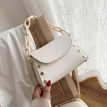 Fashion rivet women Messenger Bag Mini Acrylic chain Shoulder Bag for ladies handbag Purse wallet PU leather lady Sling bag pink
Fashion rivet women Messenger Bag Mini Acrylic chain Shoulder Bag for ladies handbag Purse wallet PU leather lady Sling bag pink