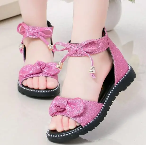 Newest Summer Kids Sandals Fashion Hollowing out Girls Sandals Non-slip Twinkle Children Shoes Roman Shoes
Newest Summer Kids Sandals Fashion Hollowing out Girls Sandals Non-slip Twinkle Children Shoes Roman Shoes