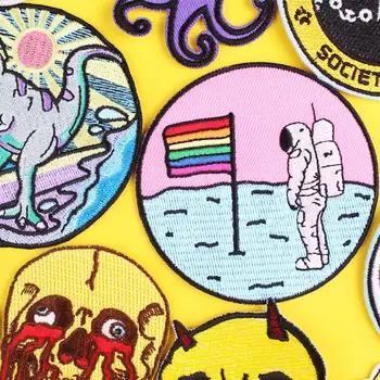 Cartoon Space Stripe Skull Embroidered Patches for Clothing Stickers Punk Iron On Patches For Clothes Sticker on Clothes DIY
Cartoon Space Stripe Skull Embroidered Patches for Clothing Stickers Punk Iron On Patches For Clothes Sticker on Clothes DIY