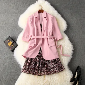 New 2020 Runway Designer Summer Dress for Women High Quality Elegant OL Blazer Suit+Floral Mini Chiffon Dress 2piece Sets
New 2020 Runway Designer Summer Dress for Women High Quality Elegant OL Blazer Suit+Floral Mini Chiffon Dress 2piece Sets