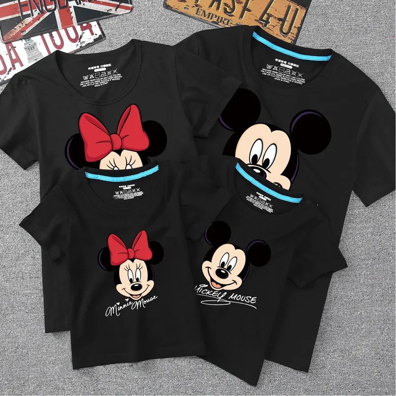 Disney/летние одинаковые комплекты для семьи, футболки для мамы, папы, сына и малыша, одежда для семьи, детская топы Minnie с Микки Маусом
Disney/летние одинаковые комплекты для семьи, футболки для мамы, папы, сына и малыша, одежда для семьи, детская топы Minnie с Микки Маусом