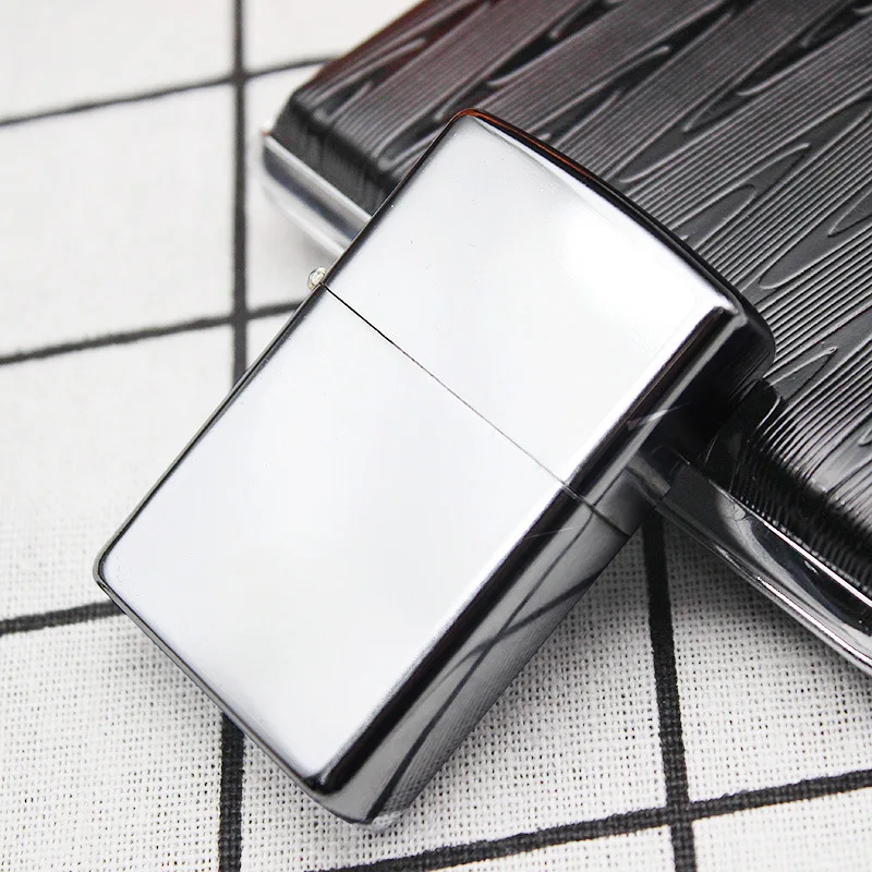 Hot Sell Gasoline Flint Lighter Metal Kerosene Oil Windproof Lighter Ice Silver Refillable Gadgets For Man
Hot Sell Gasoline Flint Lighter Metal Kerosene Oil Windproof Lighter Ice Silver Refillable Gadgets For Man