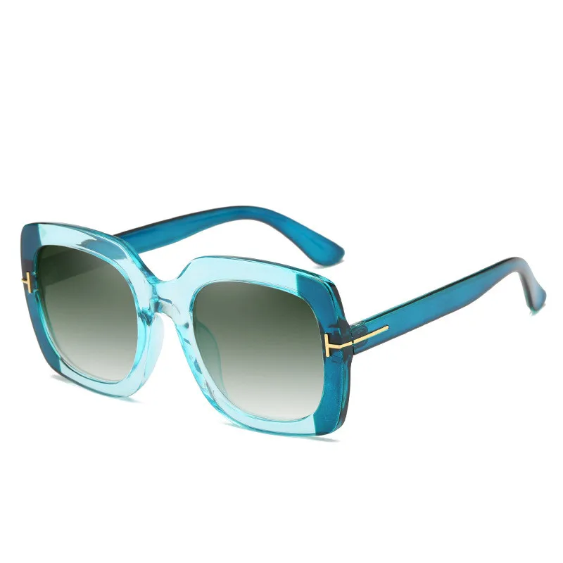 Classic Vintage Plastic Oversized Sunglasses Women Fashion Brand Designer Gradient Travel Luxury Men Driving Sun glasses 
Classic Vintage Plastic Oversized Sunglasses Women Fashion Brand Designer Gradient Travel Luxury Men Driving Sun glasses