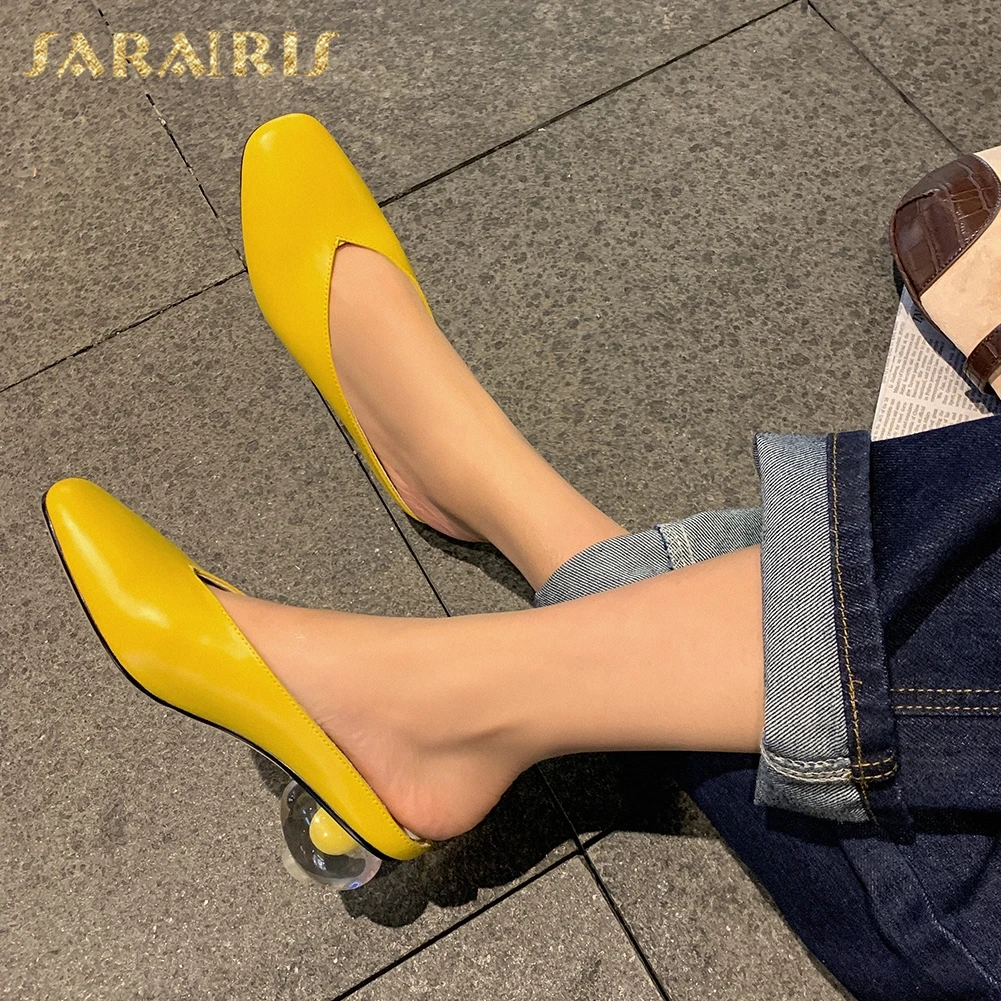 Sarairis New Fashion 2020 Genuine Cow Leather Strange Style Summer Shoes Woman Pumps Mules Slip-On INS Hot Pumps Women Shoes
Sarairis New Fashion 2020 Genuine Cow Leather Strange Style Summer Shoes Woman Pumps Mules Slip-On INS Hot Pumps Women Shoes