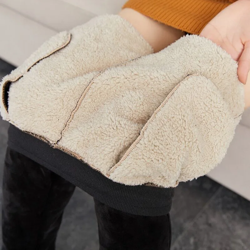 Winter cashmere lining sweatpants joggers women gold velvet fabric pants woman autumn plus velvet thick casual pants harem pants
Winter cashmere lining sweatpants joggers women gold velvet fabric pants woman autumn plus velvet thick casual pants harem pants