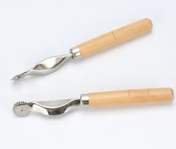 200pcs Sewing Tool Kit With Wood Handle Practical Serrate Edge Pattern Tracer Tracing Wheel Tailor Stitch Marker SN2715
200pcs Sewing Tool Kit With Wood Handle Practical Serrate Edge Pattern Tracer Tracing Wheel Tailor Stitch Marker SN2715