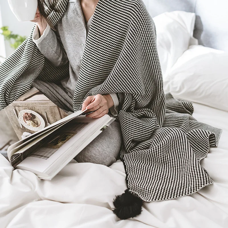 Darth Card Rueijing Textile Pure Cotton Knitted Blanket Photography Blanket Sofa Cover Blanket Nordic Airable Blanket
Darth Card Rueijing Textile Pure Cotton Knitted Blanket Photography Blanket Sofa Cover Blanket Nordic Airable Blanket